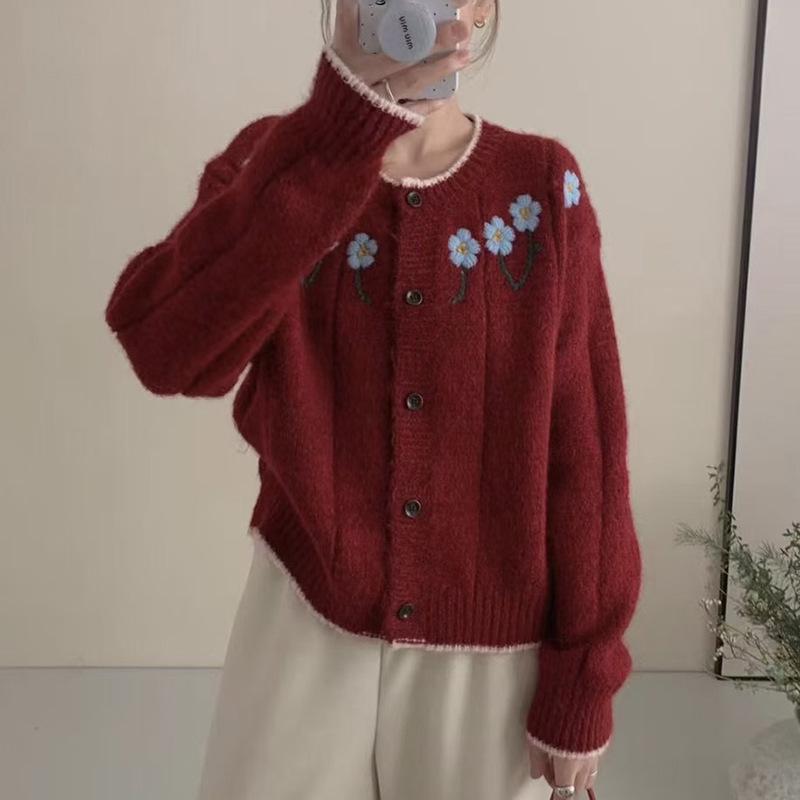 Women's Floral Embroidered Round-Neck Sweater Cardigan - Autumn 2025 Collection