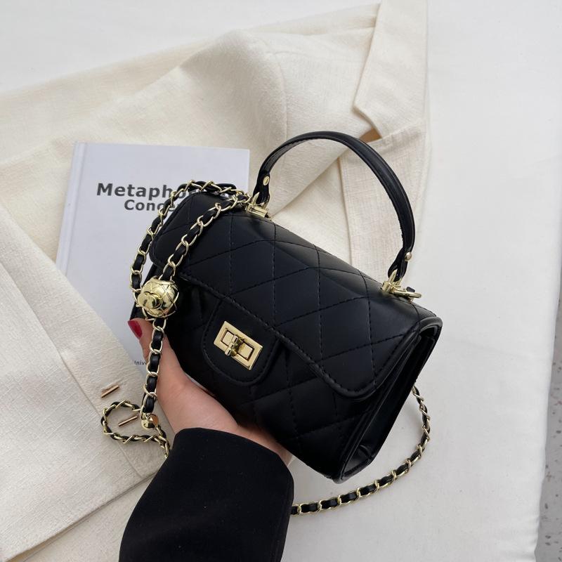

Портативная маленькая сумка женская летняя новая модная сумка-цепочка с бриллиантами универсальная сумка-мессенджер на плечо маленькая квадратная сумка