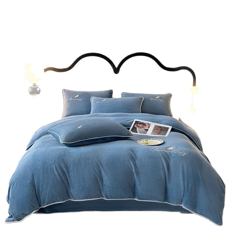 Class A Winter Double-Sided Velvet Coral Fleece Quilt Cover and Bed Sheet Set (4-Piece)