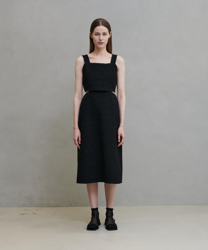 Owaiwai Jacquard Opening One Piece_Black
