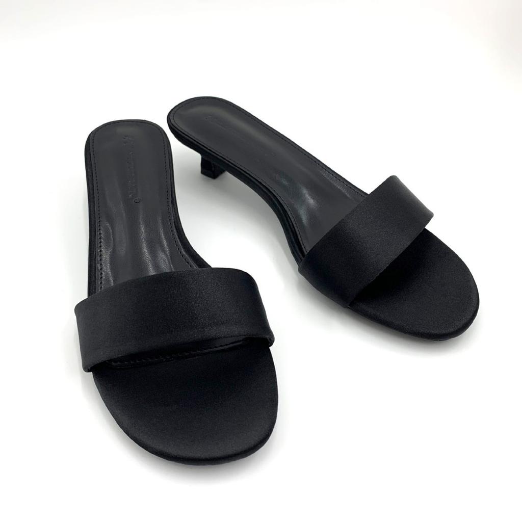 Spot Second Hair! Grape Mother with the Same T * Row Style Minimalist Temperament Versatile Silk Elegant Kitten and Slippers Woman