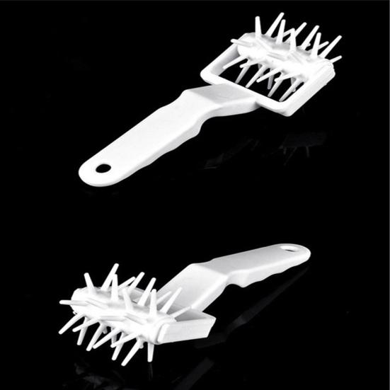 Kunststoff Gebäck Pizza Teig Nadelräder Roller Brot Locher DIY Backwerkzeug