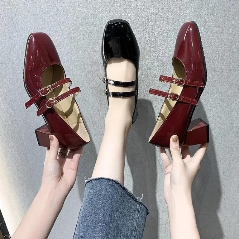 Spring Autumn Women Double Buckle Mary Janes Shoes Patent Leather Dress Shoes High Heels Pumps Retro Ladies Shoe Black Red