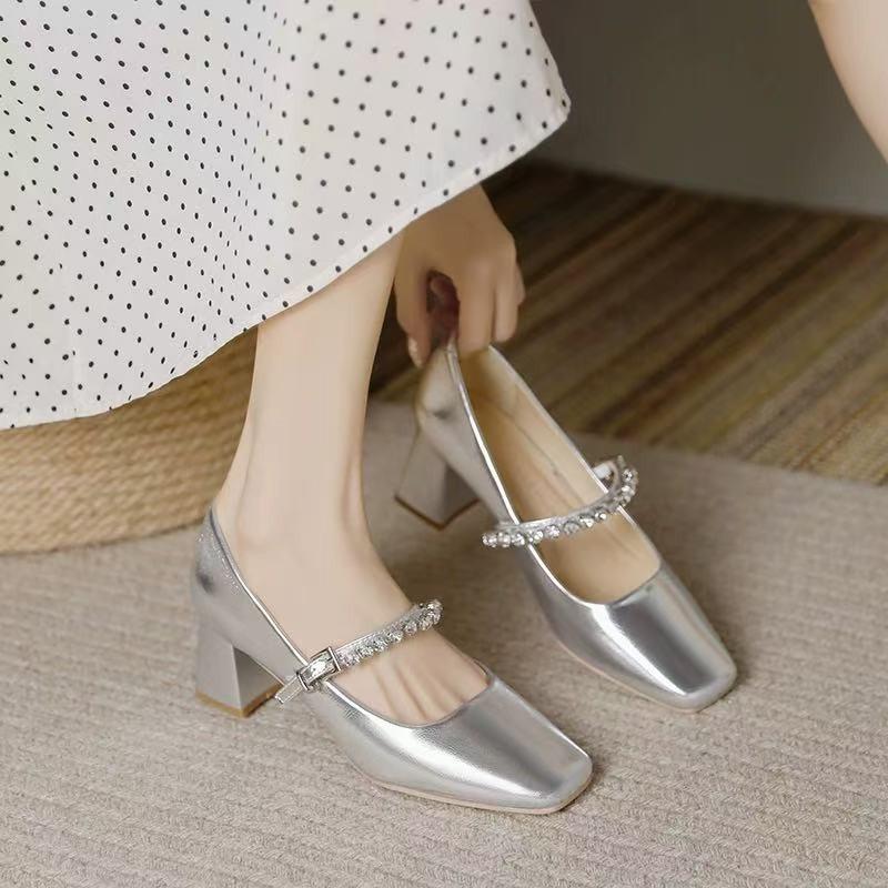 Silver Retro Patent Leather Mary Jane Women's Shoes Thick Heels Single Shoes New French Temperament One-word Diamond Belt Gao Cuiwei