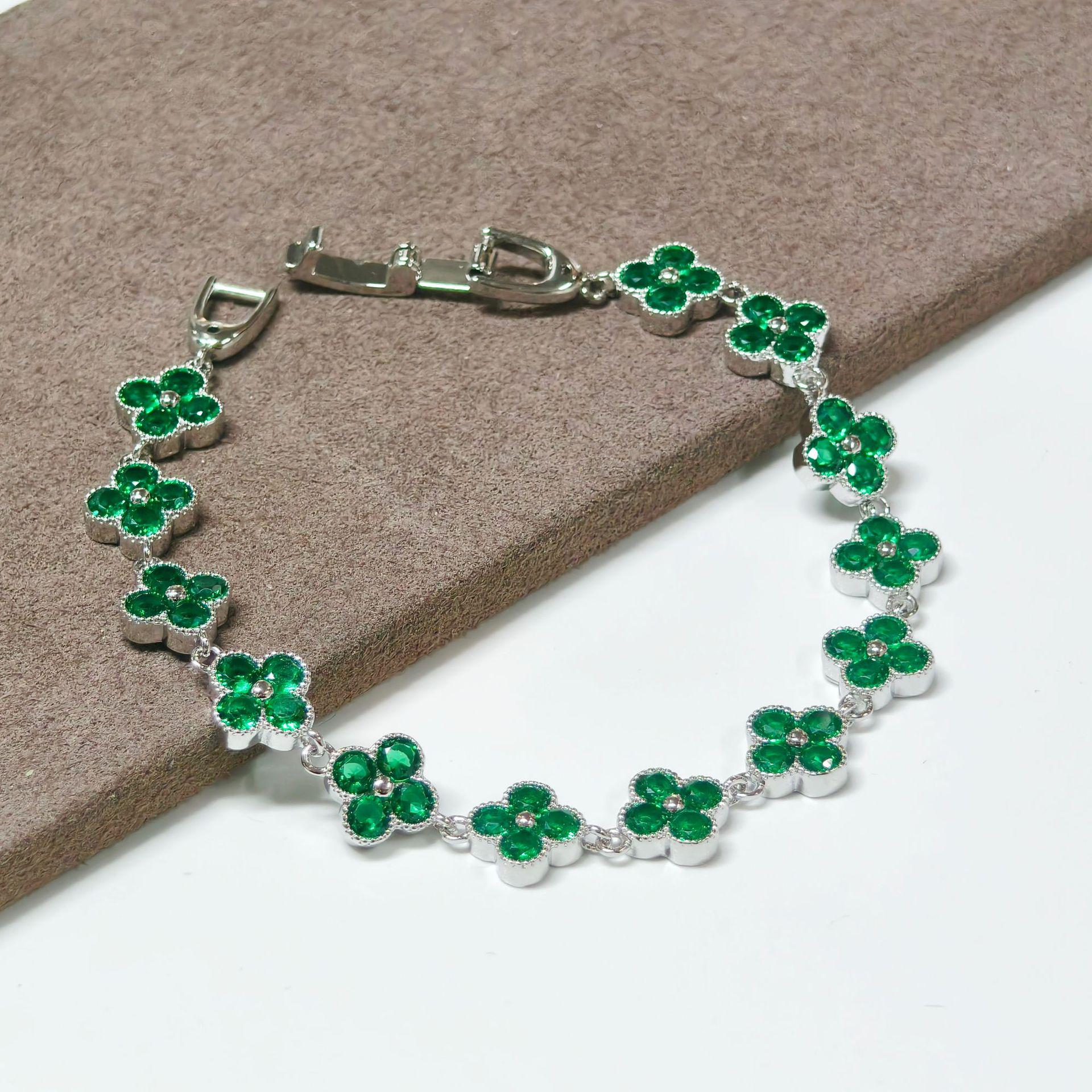 Gesi En Four-Leaf Clover Zircon Hand Chain - Luxury Niche Fashion Bestseller