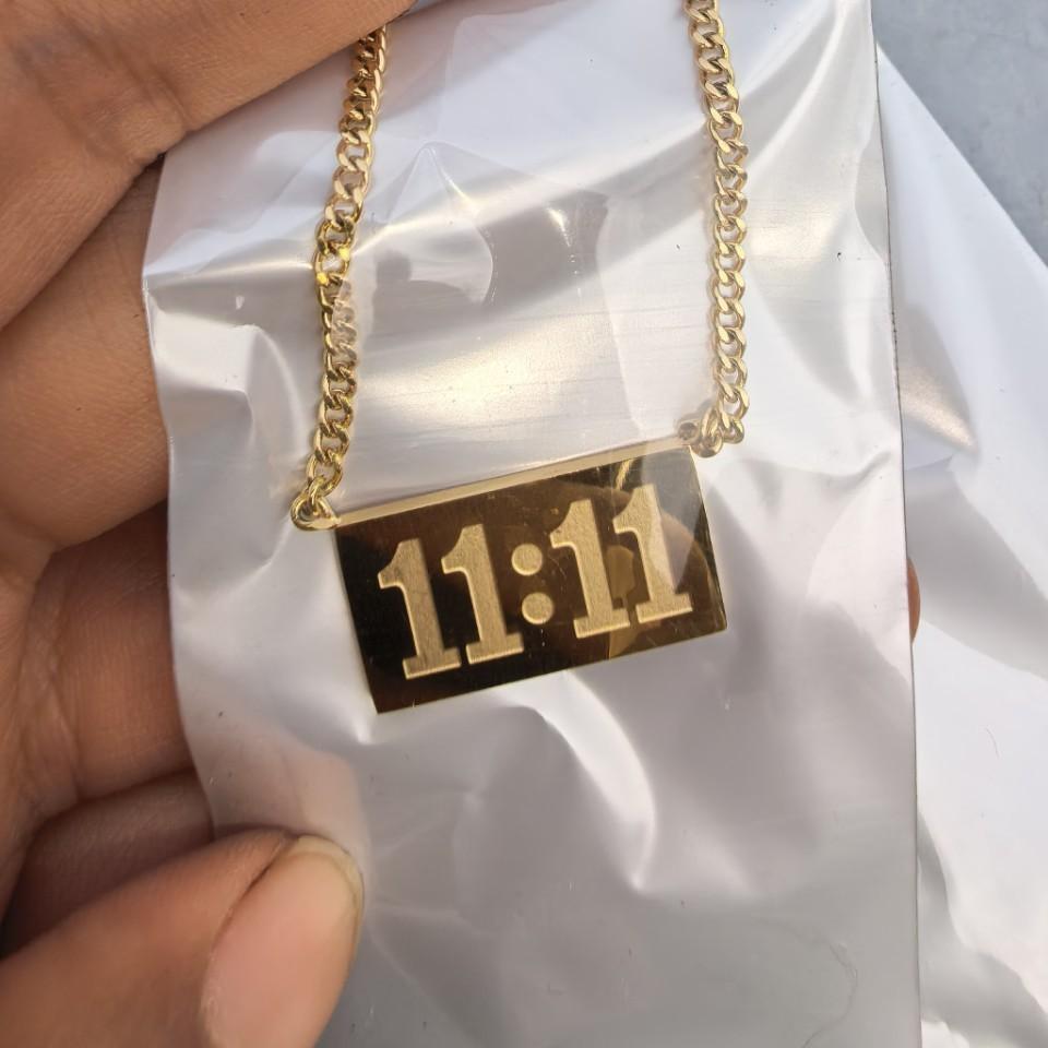 Fashion Square Pendant Necklace Women s Niche Light Luxurious Temperament 60CM