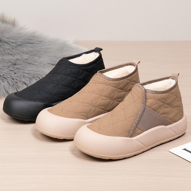 Winter New 2025 Thick Sole Non-Slip Mom Shoes Thickened Warm Sheep Wool Waterproof Lightweight Casual Snow Cotton Boots
