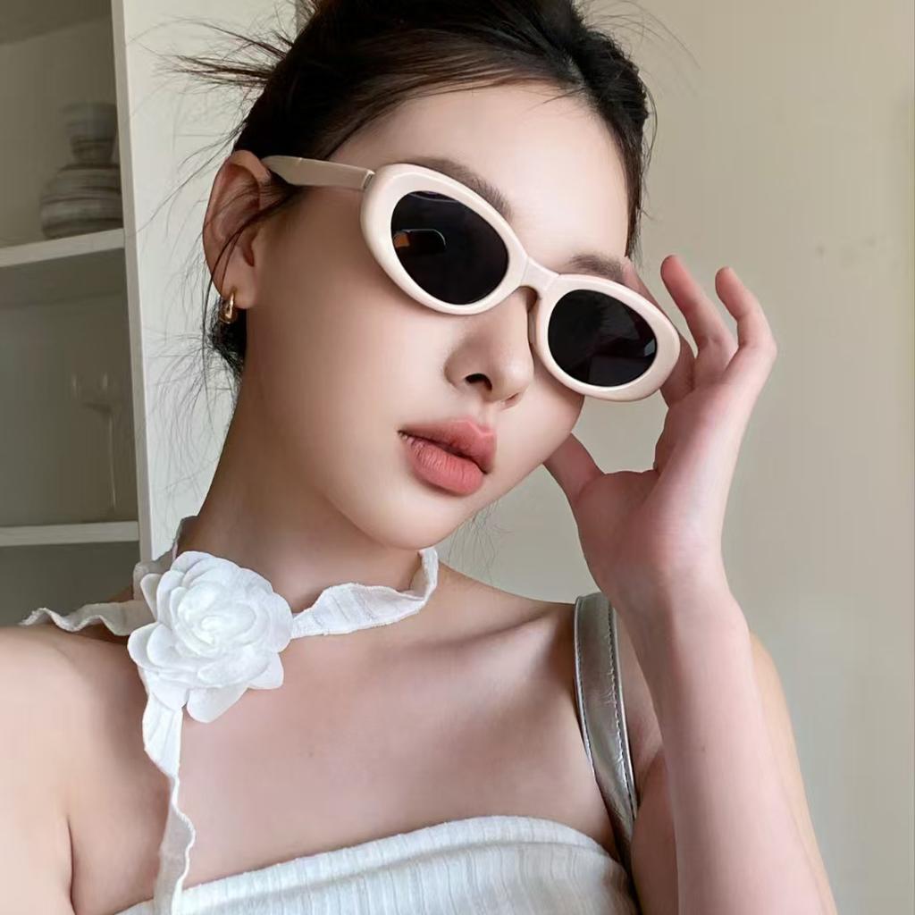 Oval Shape Cool Sunglasses Foldable Uv400 Protection Summer Women Sun Glasses Travelling Hiking Fashion Sunglass