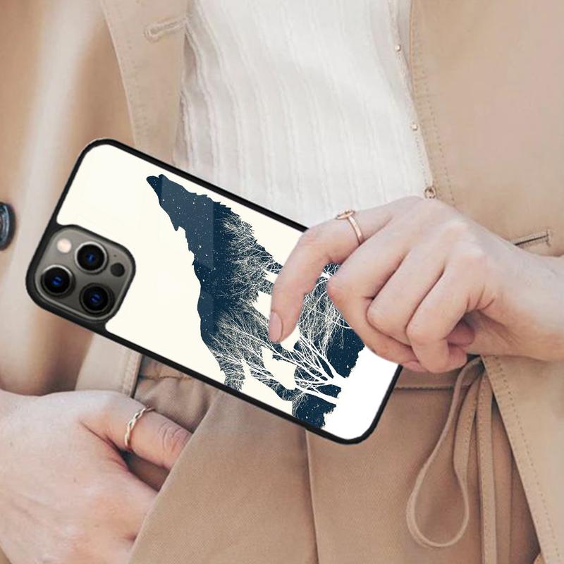 

Throw-Me-To-Wolves-Moon Magnetic Phone Case For APPLE iPhone 17 Air 16 14 13 12 Pro Max 15 Plus Wireless Charge MagSafe Cover iPhone 14