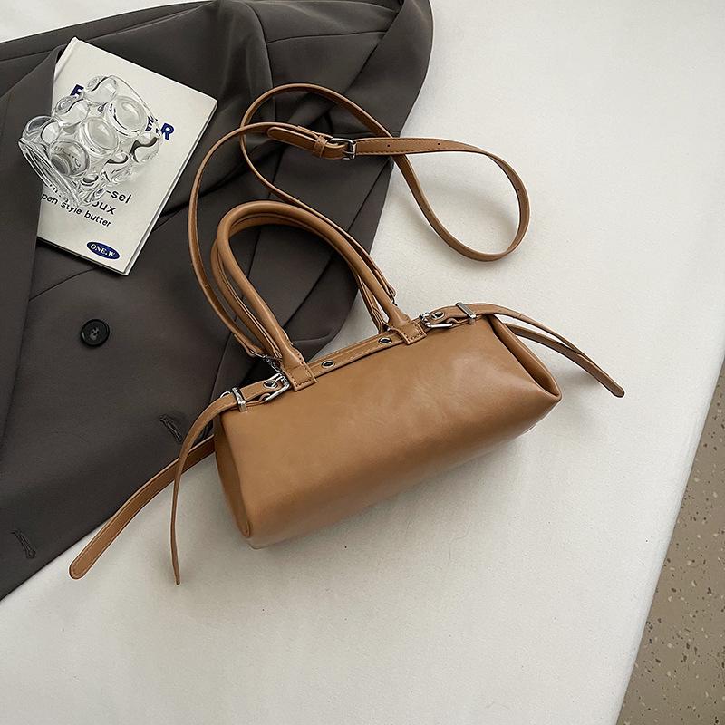 High sense super hot small bag women 2025 new fashion versatile messenger bag fashion popular portable Boston bag