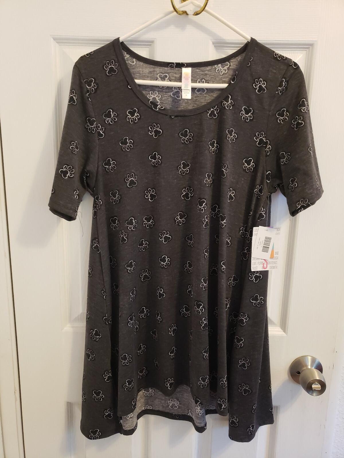 Lularoe Perfect T S Small NWT Black with Animal Paw Prints HTH Hard to find RARE S