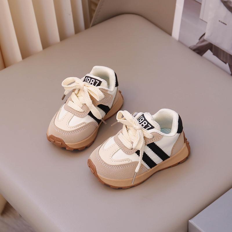 

Детские кроссовки с защищенными носками, полосатые, модные, для мальчиков и девочек, повседневная обувь, весна-осень 2025, новая детская обувь для бега, нескользящая 21 чёрный