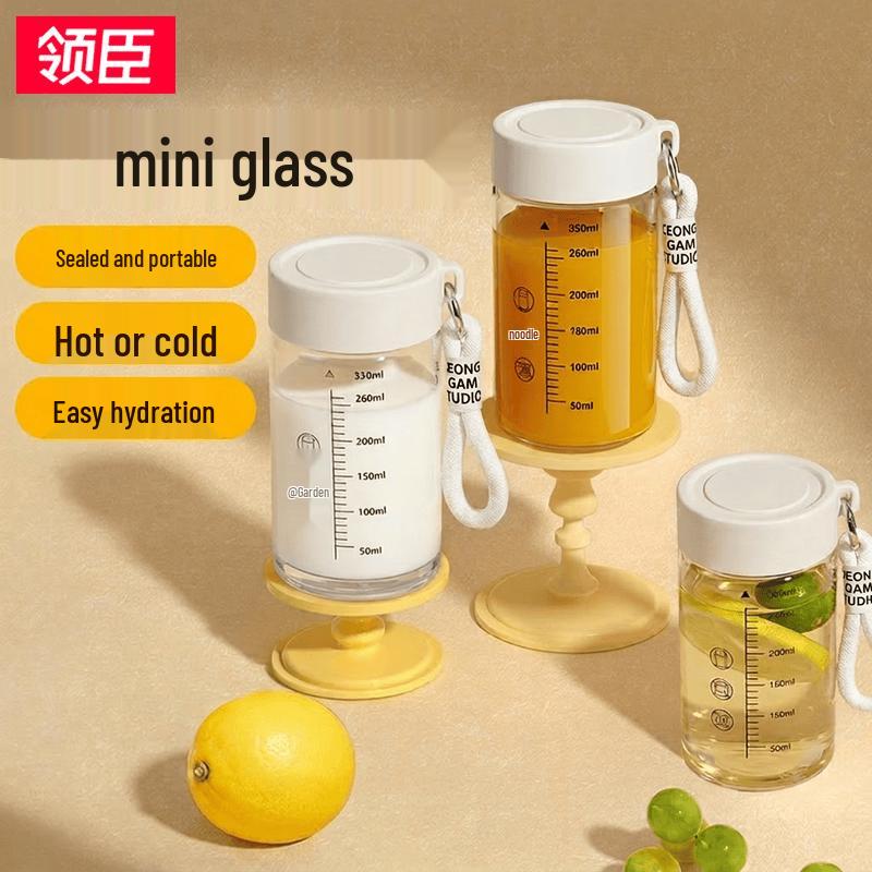 LINGCHEN Portable Borosilicate Glass Cup with Lid and Scale