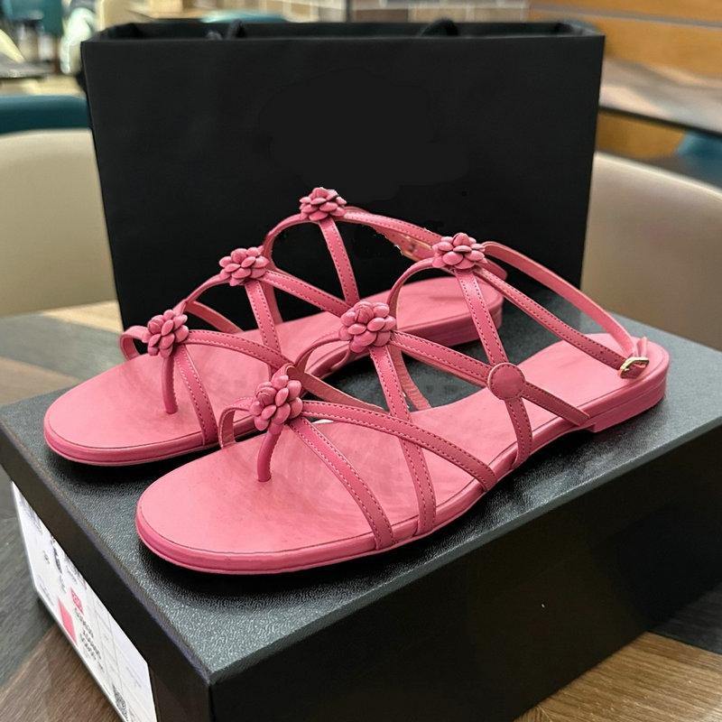 Small Camellia Flat Sandals For Women Hollowed Out Roman Shoes Designer Sandals For Students Sandals For Casual Women Sandals