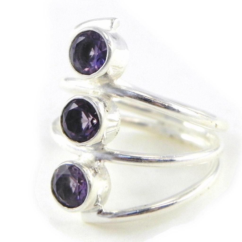 

Фиолетовое серебряное кольцо Charms