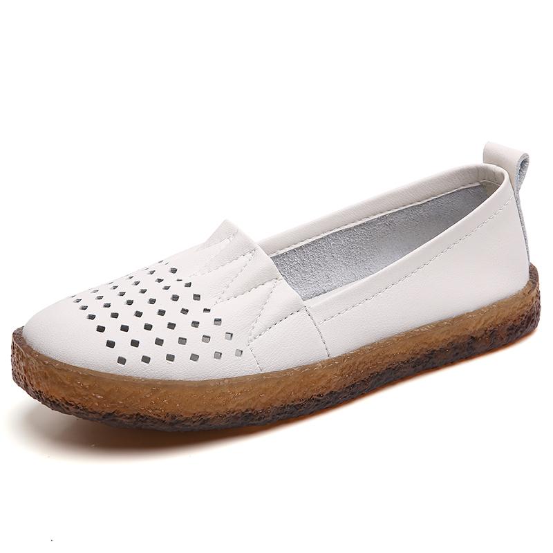 New Women's Casual Comfortable Nurse Shoes Small White Dried Bean Shoes Mom Shoes Breathable Hollow Out Soft Bottom Anti-Slip