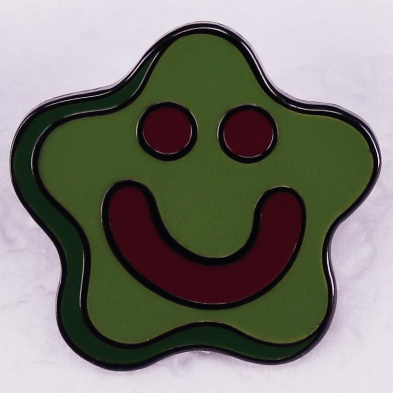 Smiling Green Face Star Kimchi Brooch - Cute Cartoon Metal Pin for Clothes or Backpacks чёрный