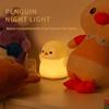Pinguin Nachtlicht, Tier-Thema Squishy Silikon Kinderzimmerlampe mit Dimmfunktion und Timer, USB-wiederaufladbares Nachttischlicht