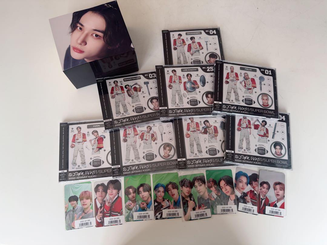 

[USED] Stray Kids CD set for FC members only - Hyunjin BOX - with trading card