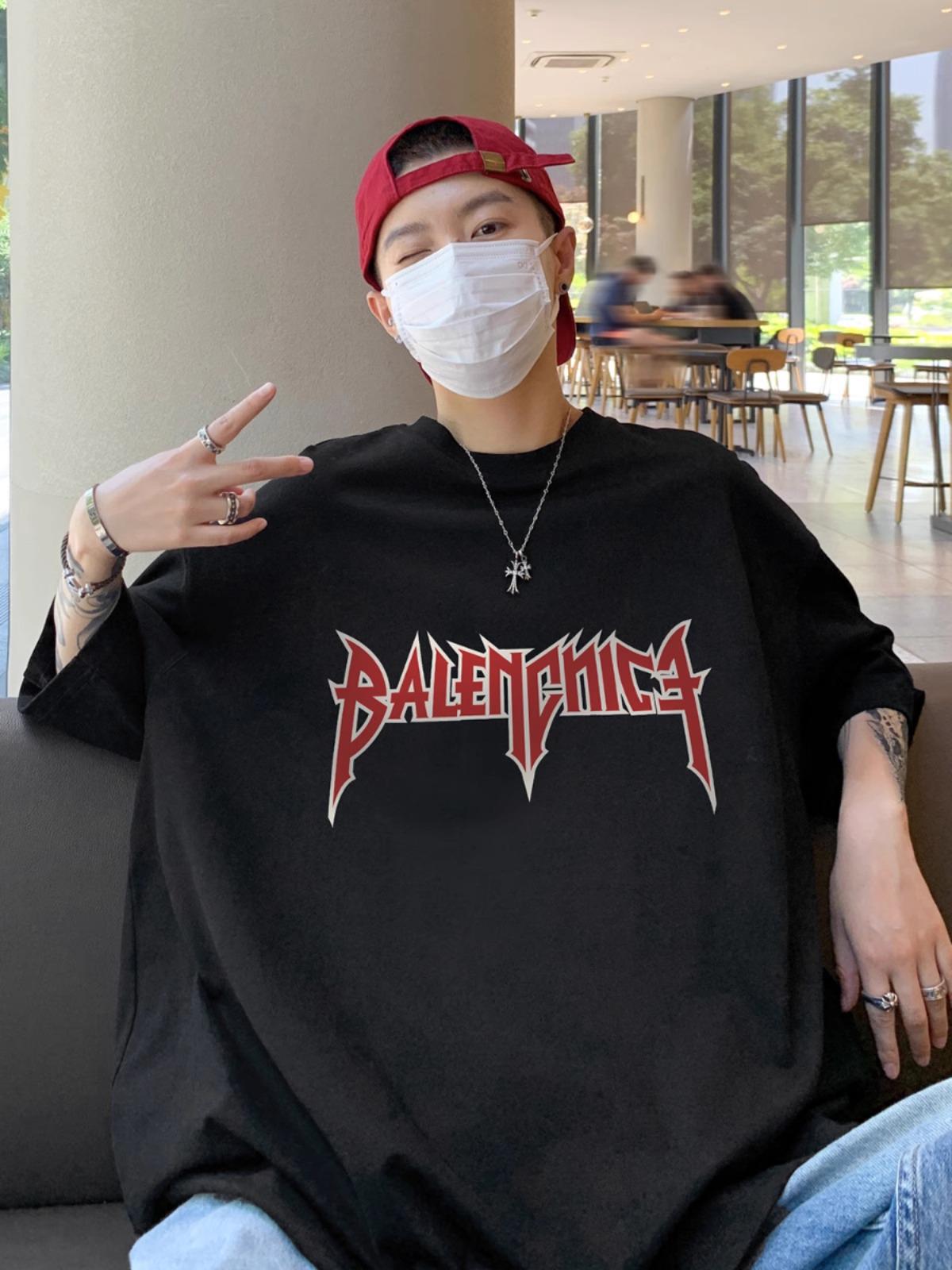 

Мужская летняя футболка с короткими рукавами из хлопка плотностью 240 г с буквенным принтом — модная и свободная L чёрный