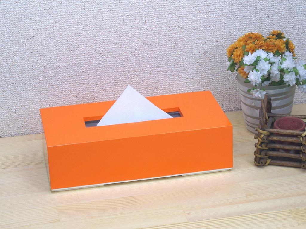 Tatsucraft tissue box case, available in orange or white. Stylish and cute, slim tissue cover for car use. Also available tissue box case, tissue