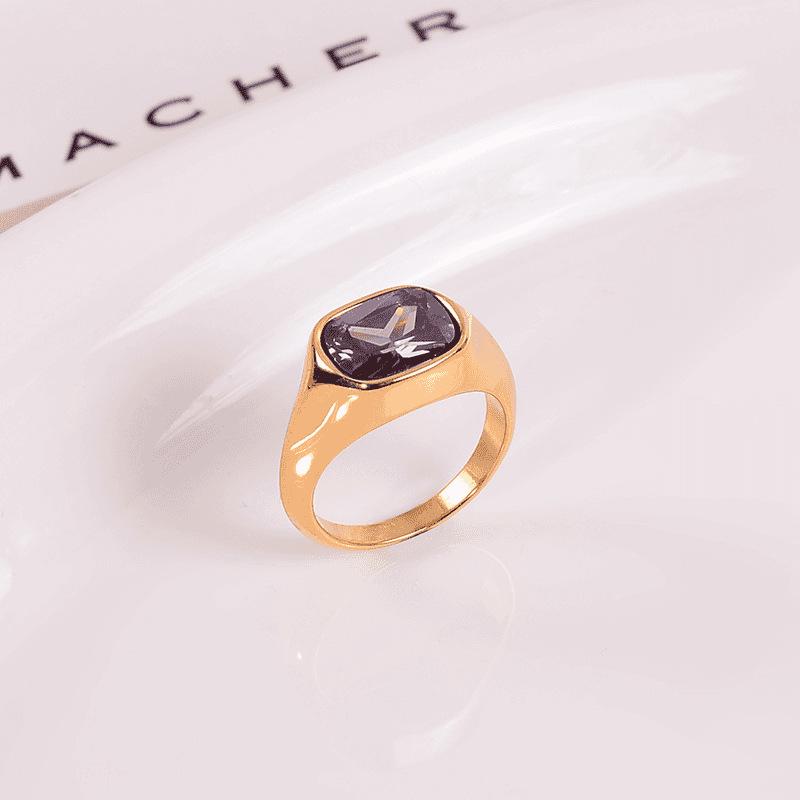 Fashion Purple Zircon Sugar Cube Ring Female Niche Does Not Fade Stacked High-end Ring Titanium Steel Plating