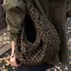 Large capacity bag women's simple and fashionable commuter shoulder bag new casual versatile foreign style leopard print tote bag