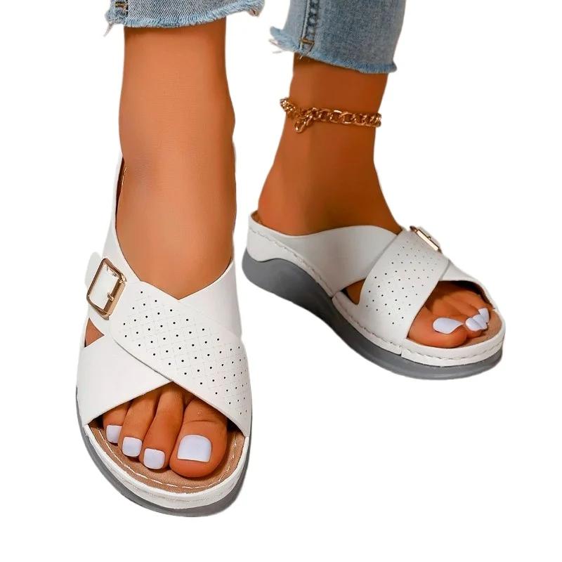 Fashion Plus Size Shoes Female 2024 Hot Sale Women's Slippers Casual Slippers Women Buckle Round Toe Wedges Open Toe Women's Sandals