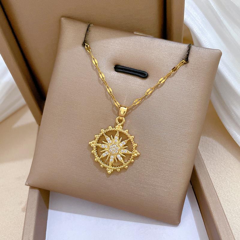 Titanium Steel Light Luxury Full Diamond Micro-Inlaid Zircon Sun Octagram Necklace Copper Electroplated Real Gold Pendant
