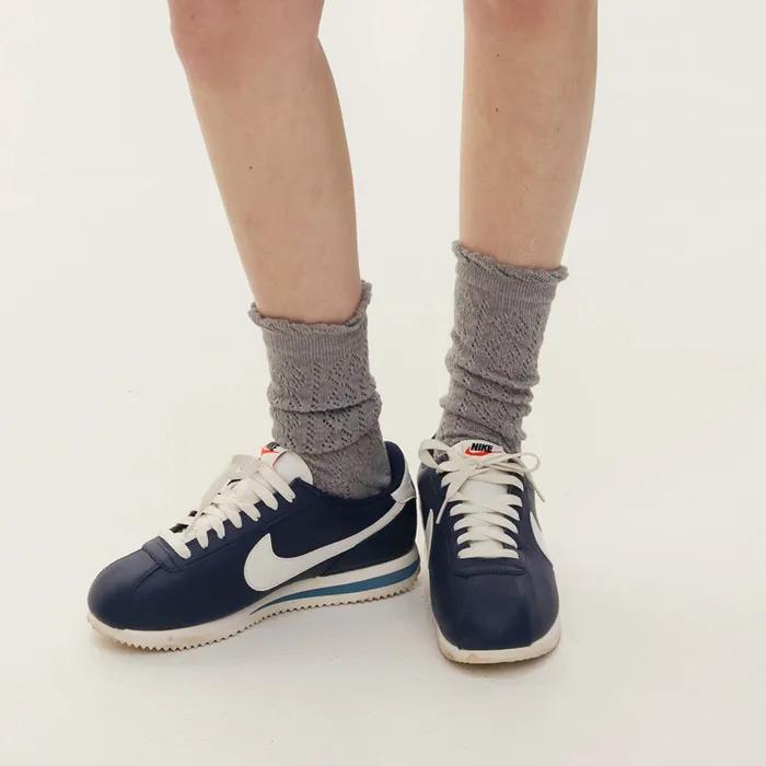 Lunar Lumi Lace Socks (Gray/Ivory/Red)