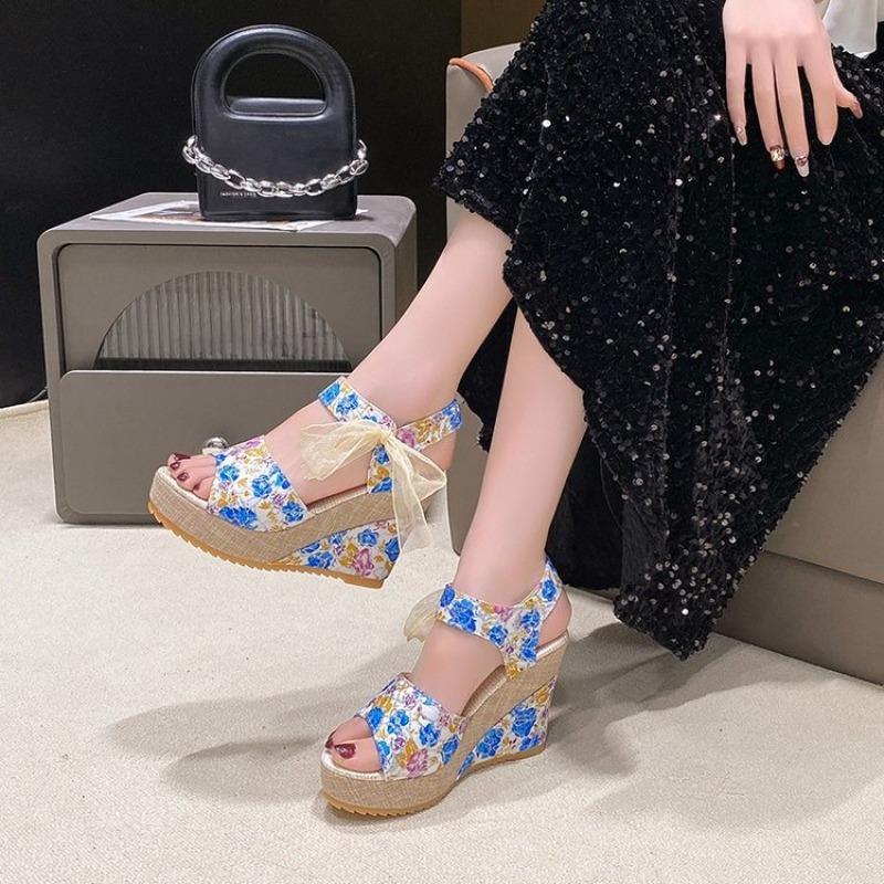 Large size spring new bohemian fashion wedge heel lace print fish mouth wedge heel casual sandals women