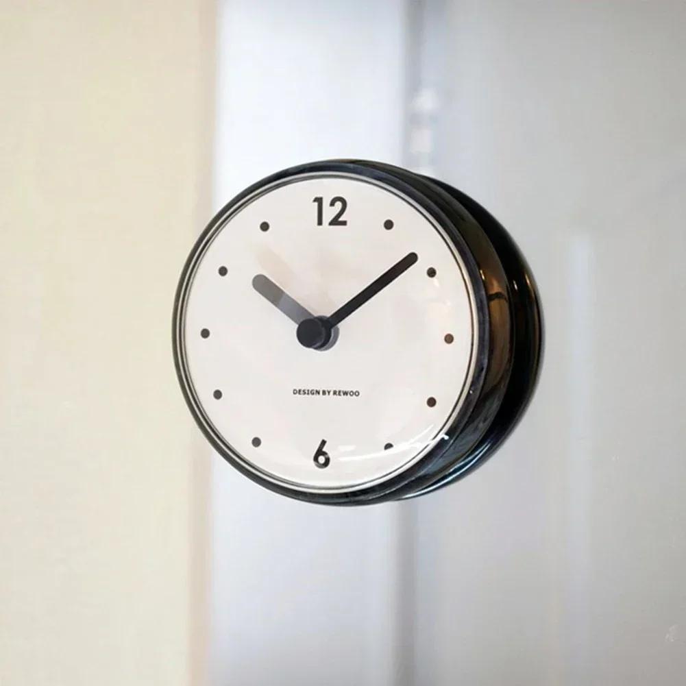 7cm Mini Waterproof Bathroom Electronic Wall Clock Anti-Fog Kitchen Sucker Clock Wall Watch With Suction Cup Home Decor Arts