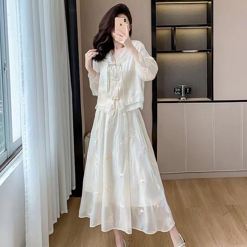 Chinese Style Frog Button Embroidered Qipao Dress - Loose Fit, Flaw-Hiding, Two-Piece Look for Summer