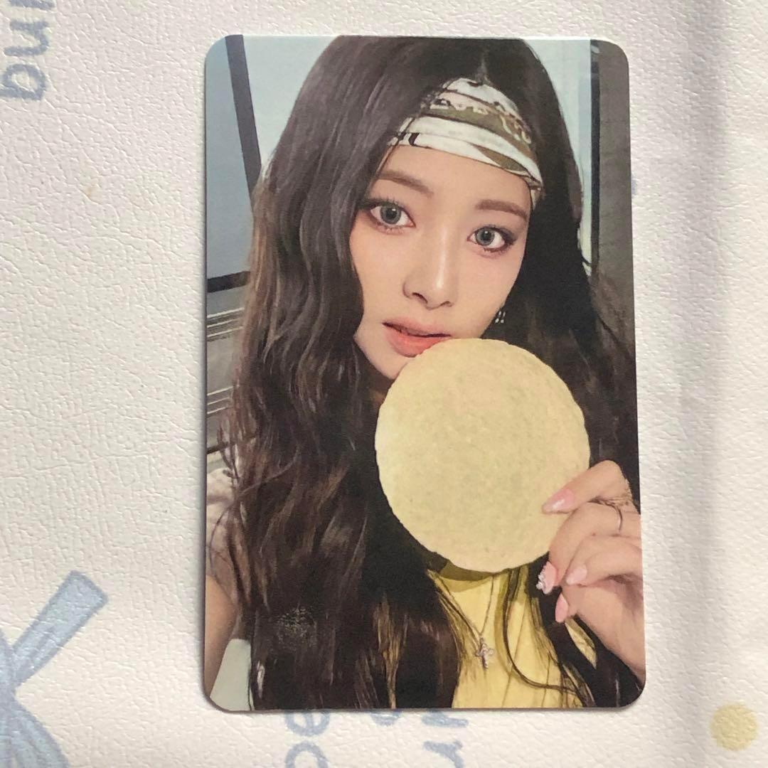

[USED] TWICE Bonus Limited Edition Tzuyu THIS IS FOR Pre-Recorded Trading Card