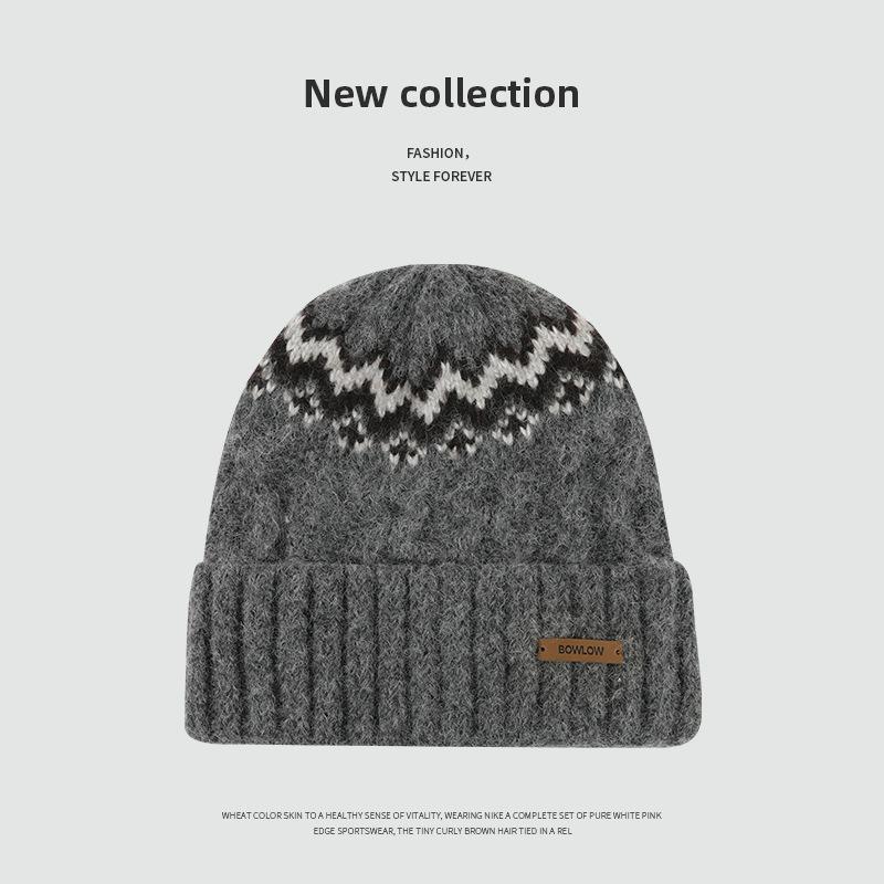 Hat women's autumn and winter striped wool knitted hat retro warm jacquard big head circumference ear protection niche wool hat