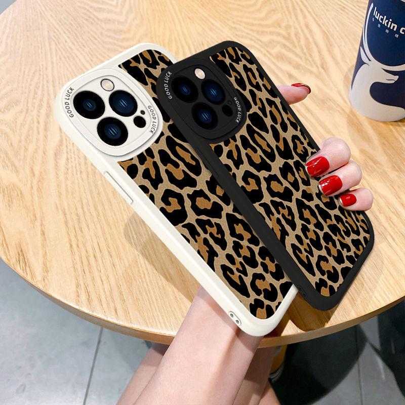 New Phone Case Tide Brand Leopard For Print Iphone 14 13 12 11 Pro Max Xs XR 7 8 Plus All-inclusive Soft Silicon R Senior Women