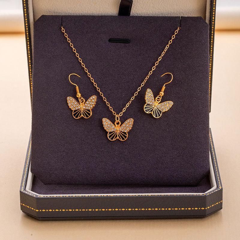 Simple Full Diamond Earrings Necklace Set Retro Love Butterfly Collarbone Chain Ear Hook Women'S Fashion Versatile Jewelry