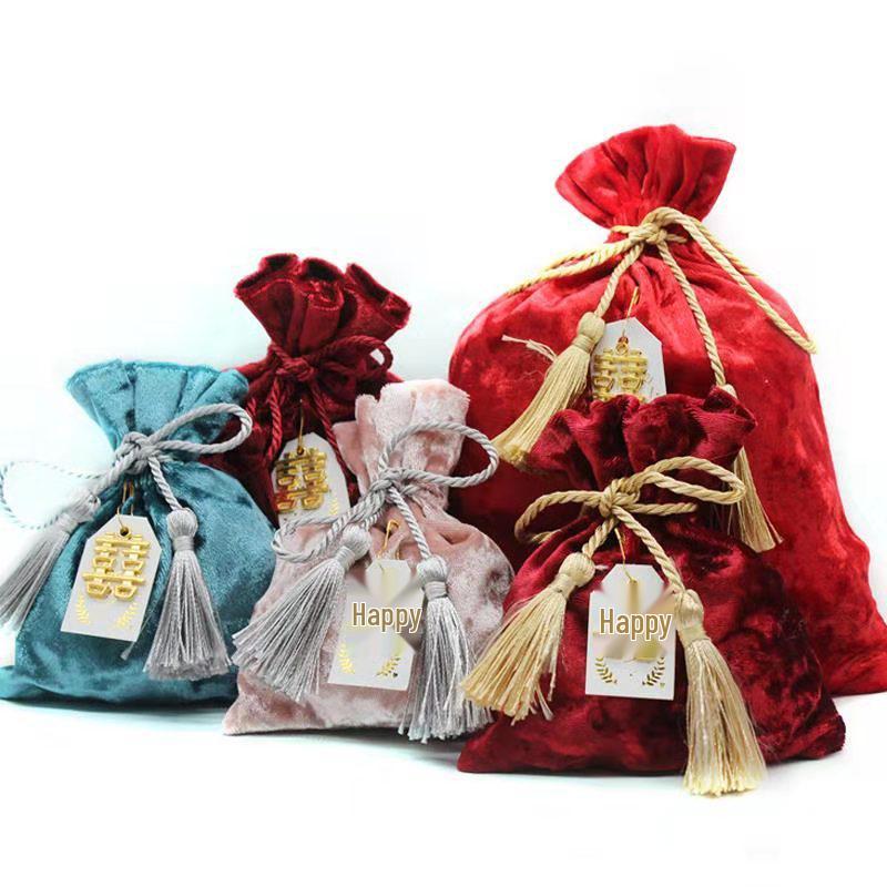 Elegant Silk Velvet Wedding Candy Gift Bag for Guests