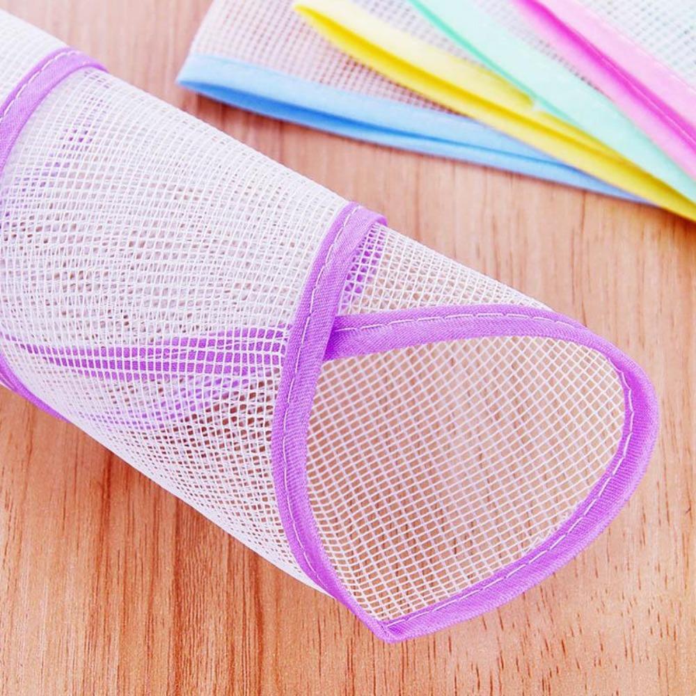 Protective net for ironing fabric Protective net for protecting delicate clothes