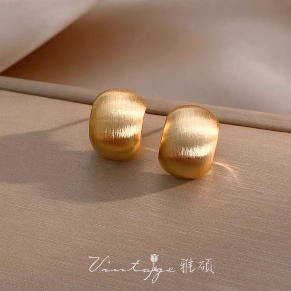 Golden Circle Earrings for Women 2025 New Ear Buckles, Light Luxury, High-end Sensory Ring Earrings, No Need To Pick Earrings When Sleeping
