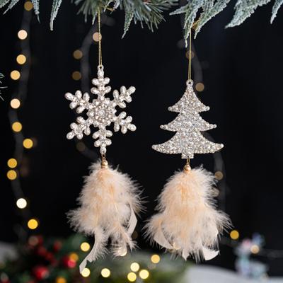 Weihnachtsbaumschmuck Schneeflocke Plüschanhänger zum Aufhängen Weihnachtsanhänger mit Federelementen Pailletten Glöckchen Winter Neujahrs Partydeko