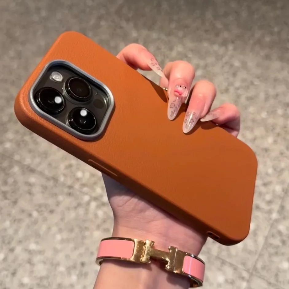 Custodia per telefono in pelle opaca di lusso per iPhone 16 15 14 Plus 13 12 11 Pro Max XS Max XR Protezione dell'obiettivo Custodia in silicone antiurto