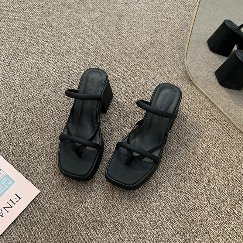 Fashion and High-end Sense Pinch-foot Flip-flops Cool Slippers Women Wear Thick Heels and Thick Soles Open-toed High-heeled Sandals In Summer Women