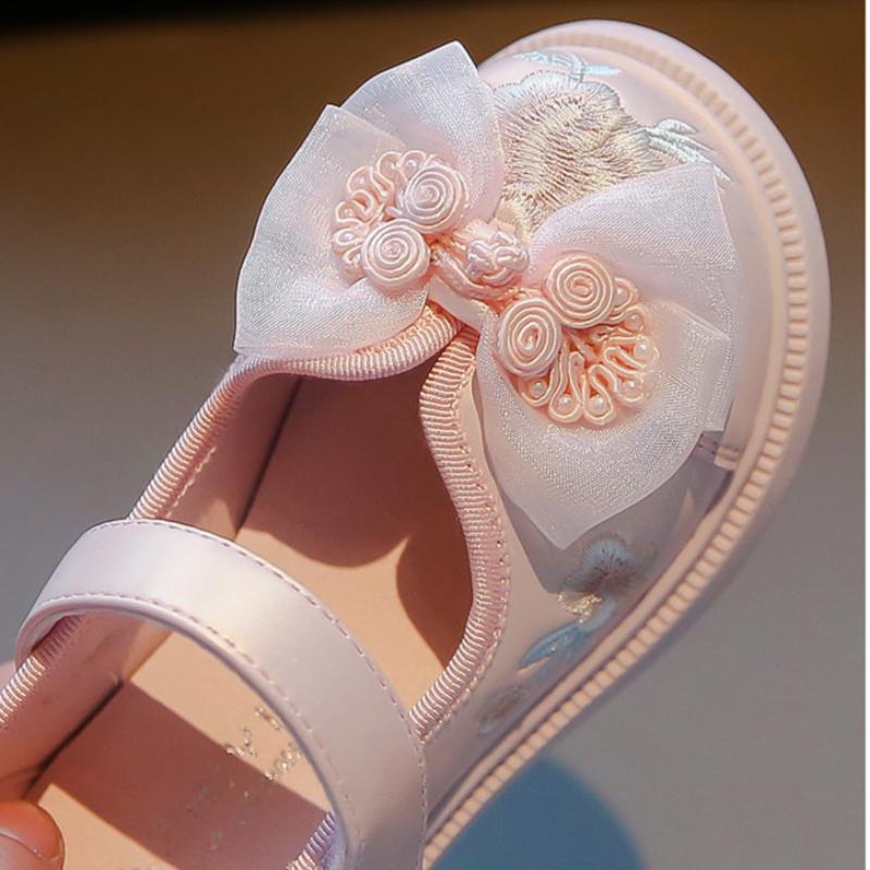 Spring and Autumn New Ancient Style Embroidered Shoes Children's Leather Shoes National Style Shoes New Chinese Style Princess Single-Layer Shoes