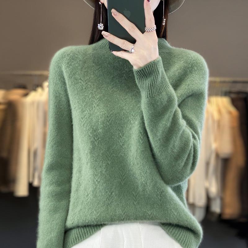 Autumn/Winter Thick Wool Pullover: Half-High Neck, 7-Gauge, Long Sleeve Knit Base Layer Sweater.