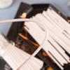 100 Pezzi Bastoncini di Plastica per Lecca-lecca Anima Vuota Bianchi Per Feste Ristorazione Cioccolato Caramelle Zucchero Bastoncini per Lecca-lecca Bastoncino per Cake Pop