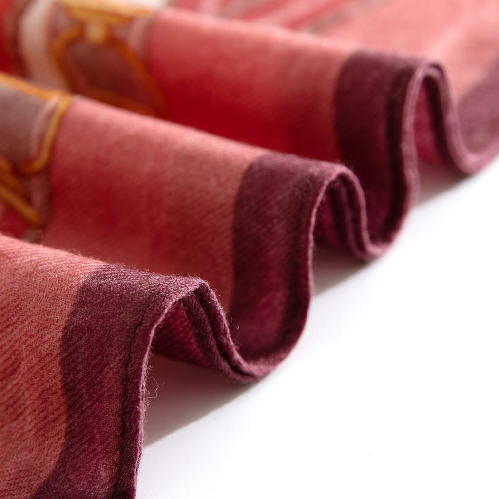Silk World's new 200 count 100% wool square scarf, fashionable and high-end printed air conditioning shawl, women's versatile scarf