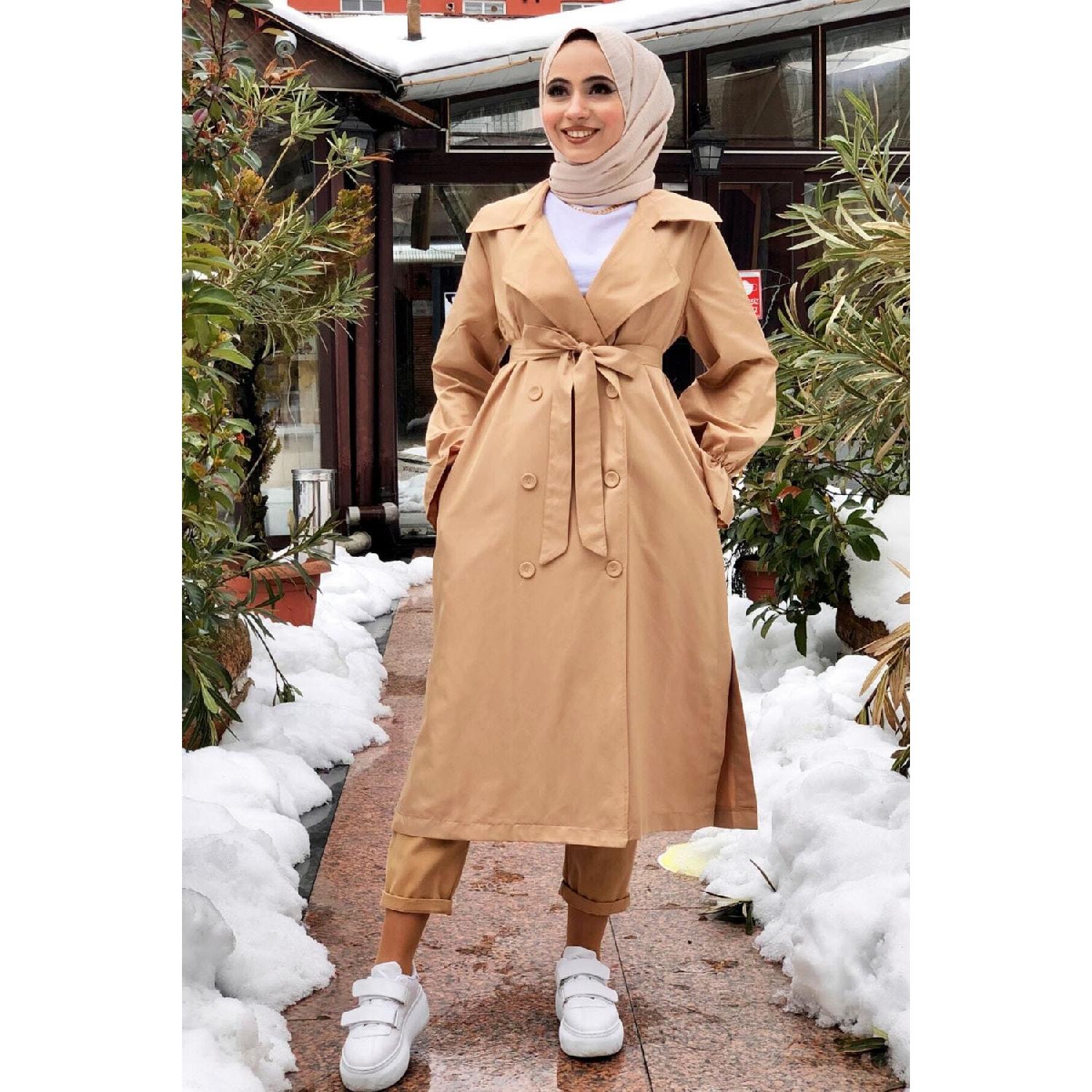 

Женский бежевый тренч бежевый