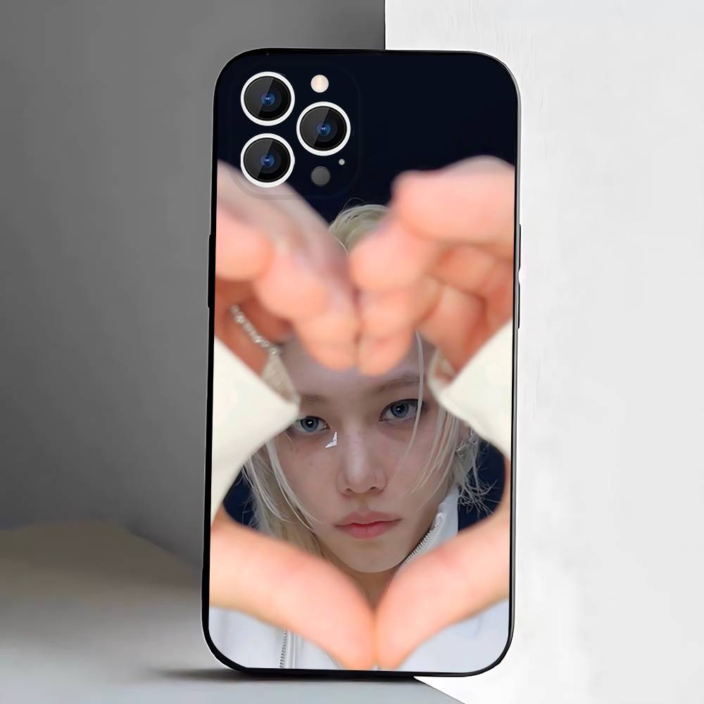 F-Felix Lee S-SKZ-Karma Чехол для телефона для iPhone 17,16,15,14,13,12,11,Pro,XS,Max,XR,Plus,E,SE4,Mini Черный Мягкий Чехол iPhone16promax
