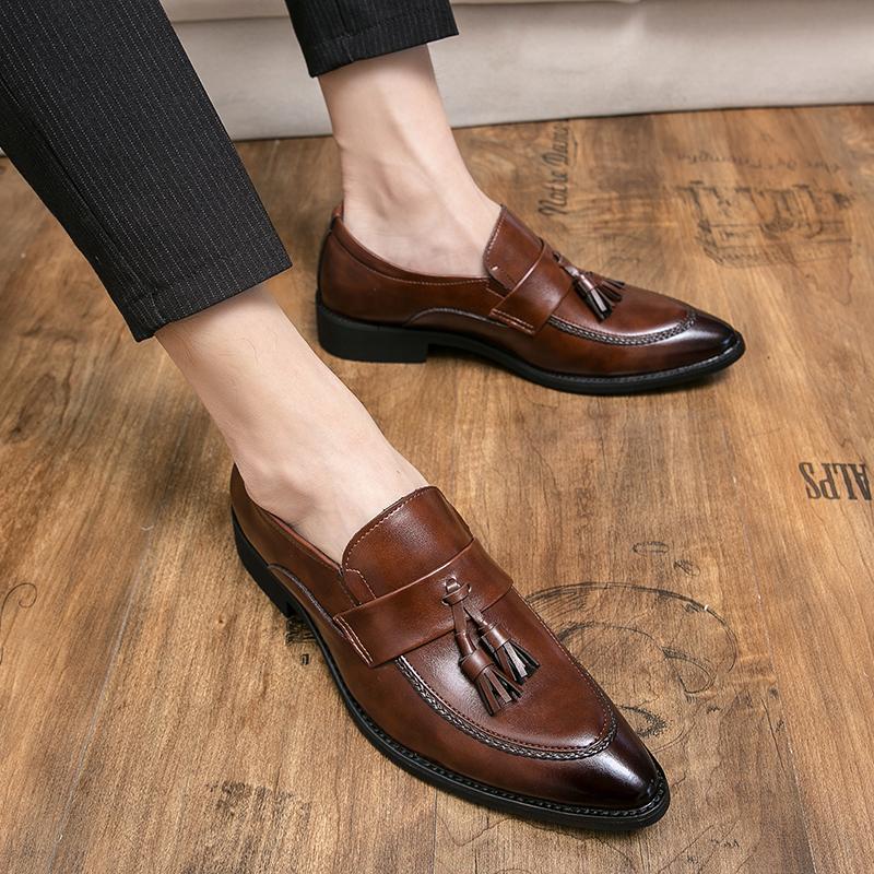 Trendy Men's Tassel Driving Shoes Comfortable Business Wedding Dress Black Brown Slip On Loafers Oxford Sapatos Tenis Masculino